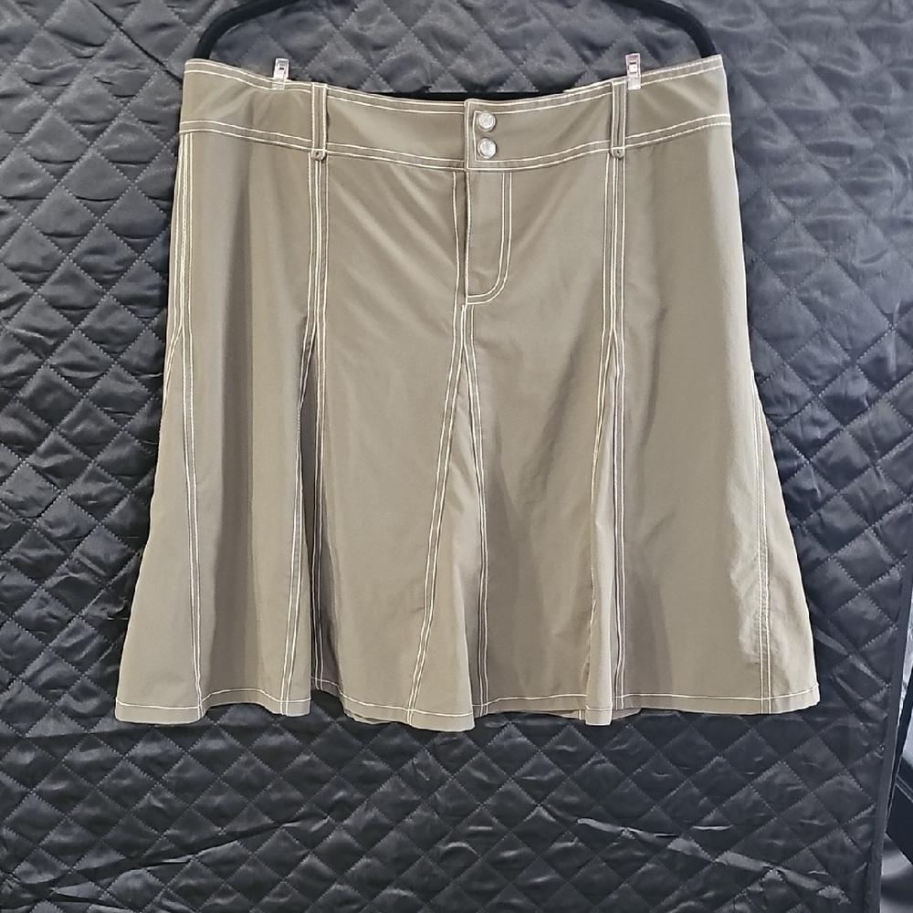Athleta Olive Green Women's Skirt